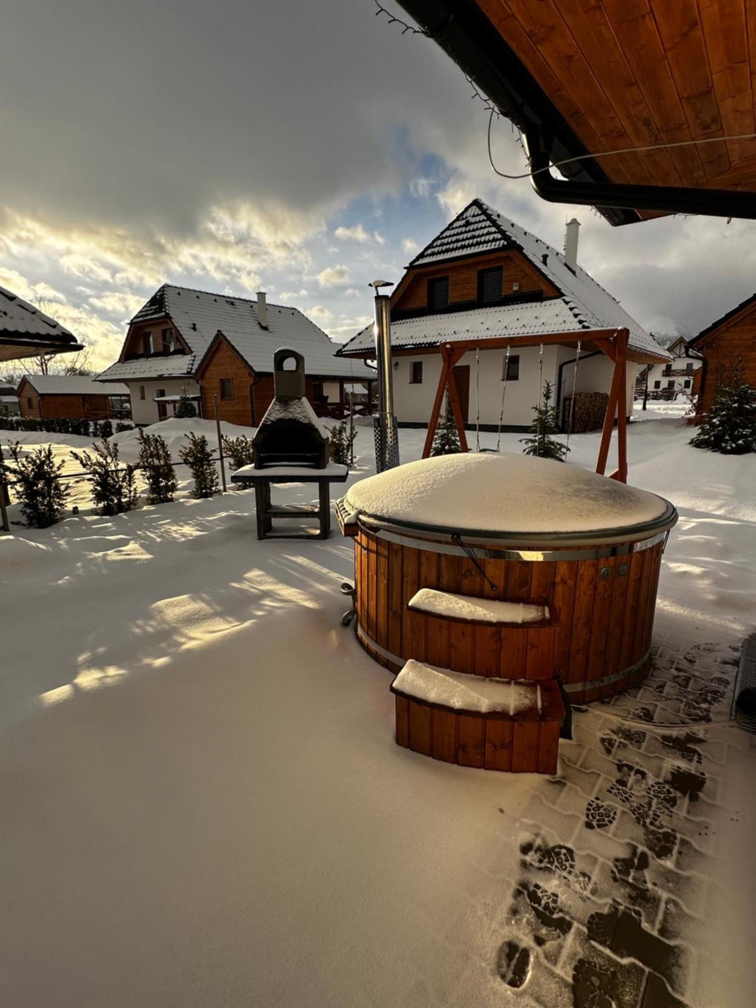 Vila Svistovka Stará Lesná Exteriör bild