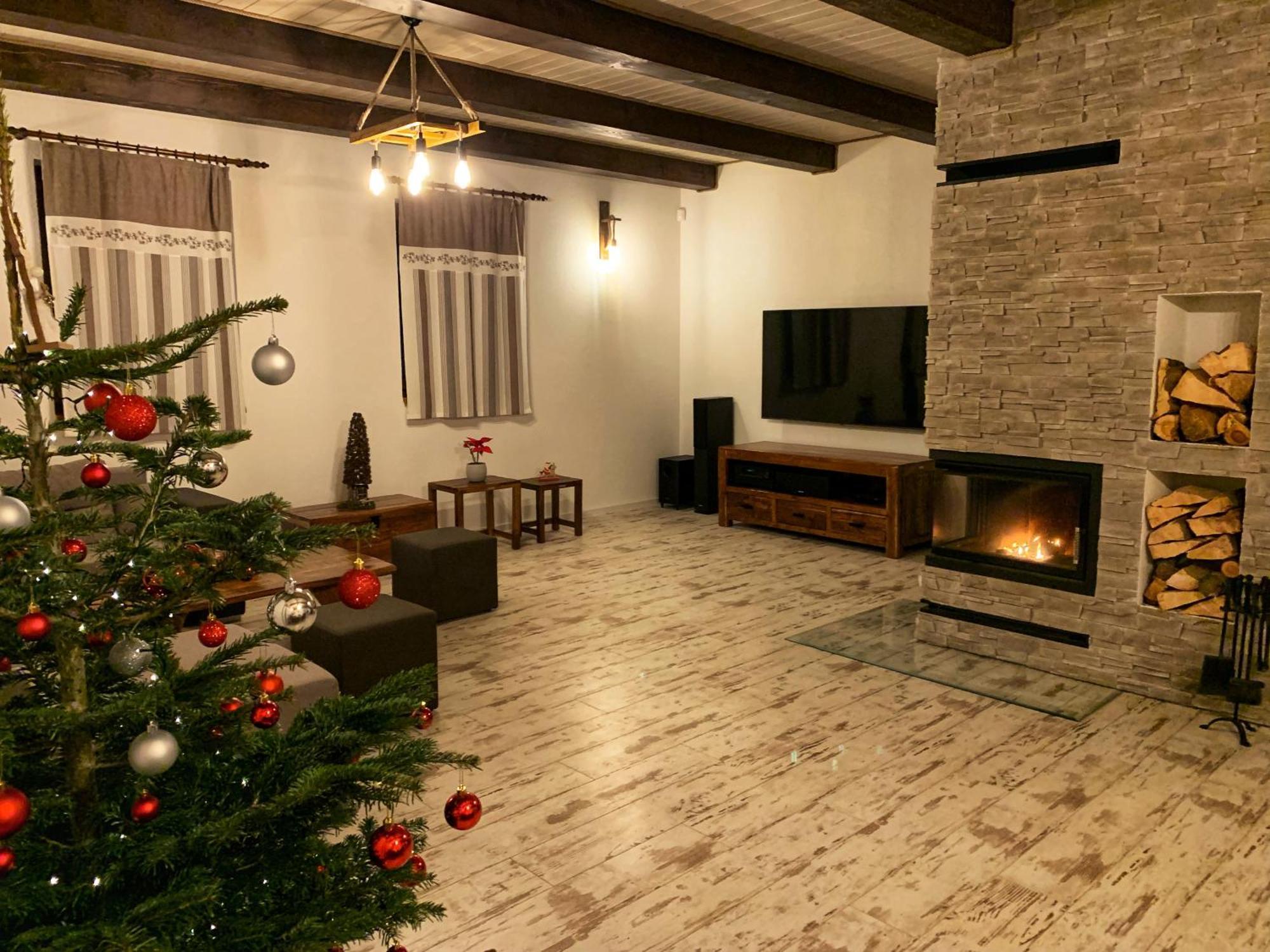 Vila Svistovka Stará Lesná Exteriör bild