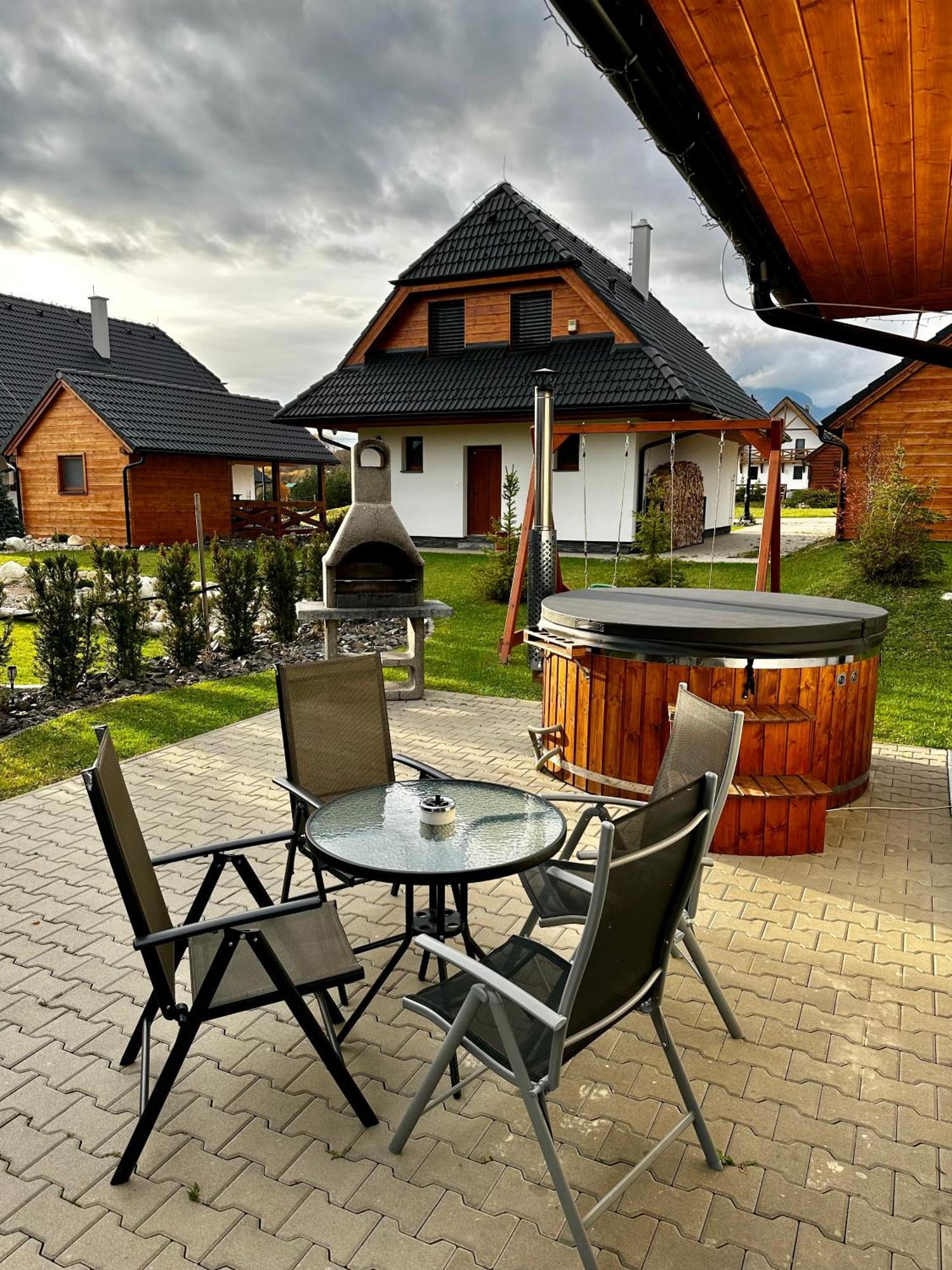 Vila Svistovka Stará Lesná Exteriör bild